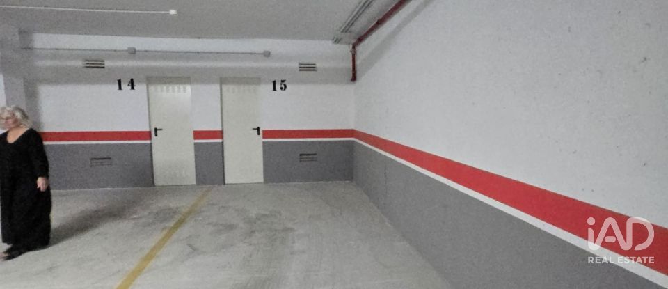 Piso 2 habitaciones de 94 m² en Nucleo Orihuela-Costa (03189)