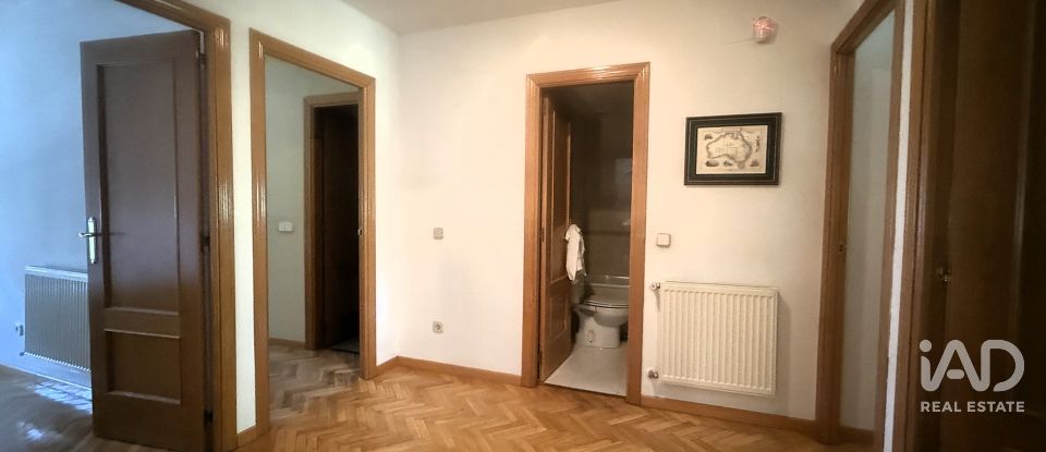 Casa 6 habitaciones de 201 m² en Alcalá de Henares (28806)