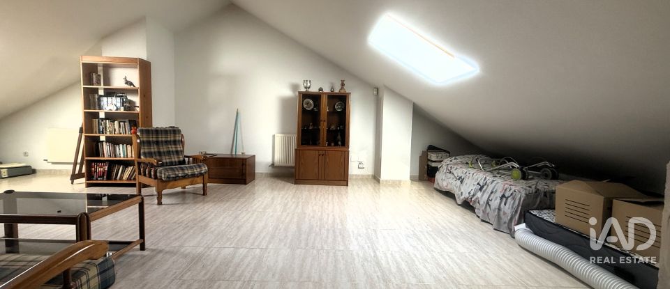 Casa 6 habitaciones de 201 m² en Alcalá de Henares (28806)