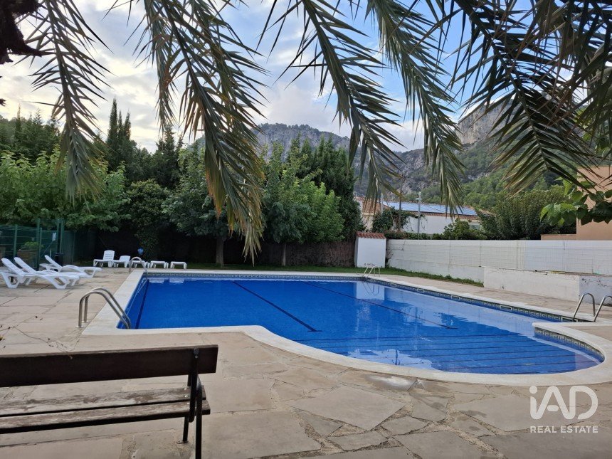 Block of flats in Tivissa (43746) of 900 m²