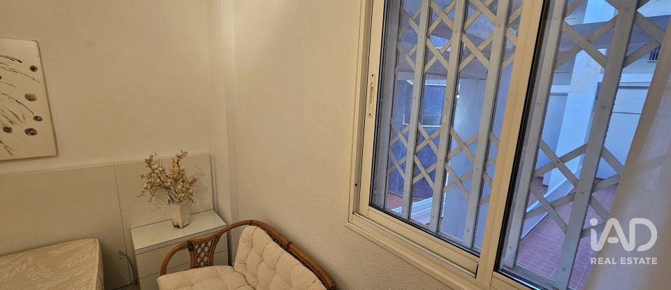 Piso 2 habitaciones de 110 m² en Urbanización Roquetas de Mar (04740)