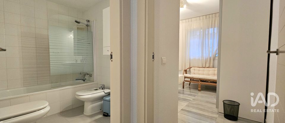 Piso 2 habitaciones de 110 m² en Urbanización Roquetas de Mar (04740)