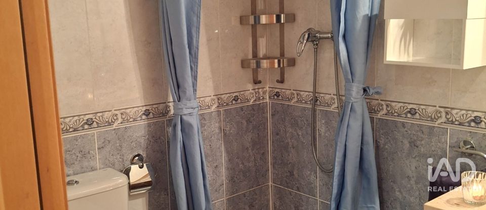 Dúplex 2 habitacions de 111 m² a Terrassa (08227)