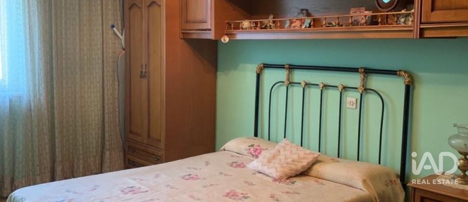 Appartement 3 chambres de 77 m² à Astorga (24700)