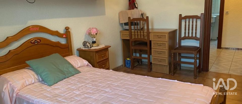 Appartement 3 chambres de 77 m² à Astorga (24700)