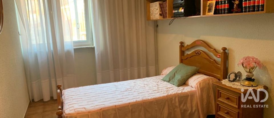 Appartement 3 chambres de 77 m² à Astorga (24700)