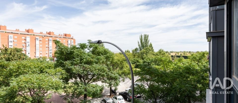 Pis 1 habitació de 51 m² a Madrid (28022)