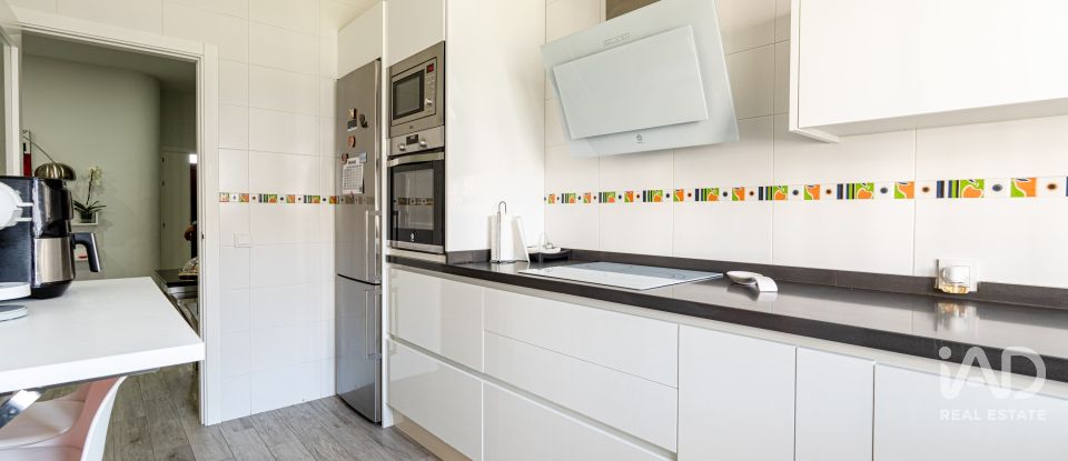 Casa 3 habitaciones de 190 m² en Moguer (21800)