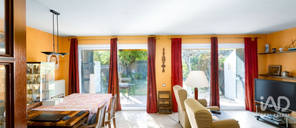 Casa 4 habitaciones de 246 m² en Sant Andreu de Llavaneres (08392)