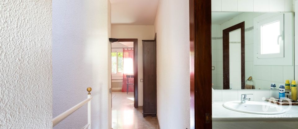 Casa 4 habitaciones de 246 m² en Sant Andreu de Llavaneres (08392)