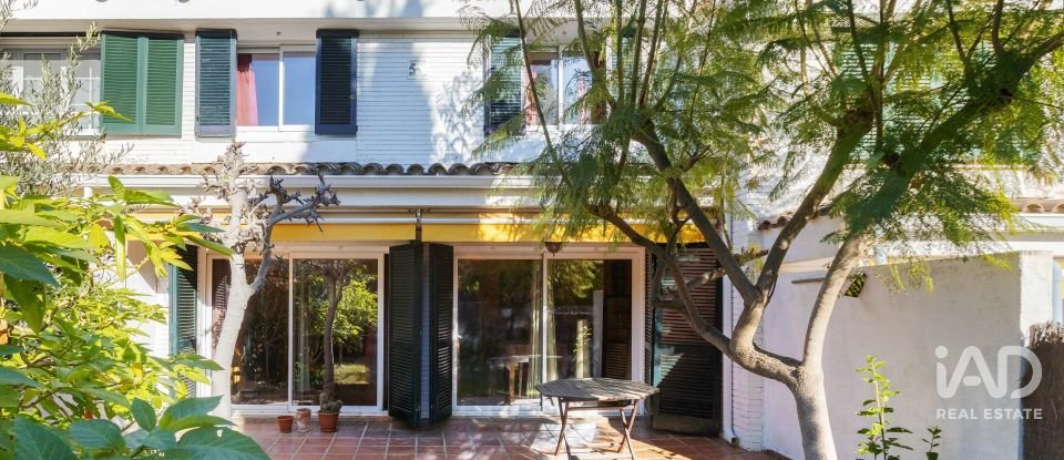 Casa 4 habitaciones de 246 m² en Sant Andreu de Llavaneres (08392)