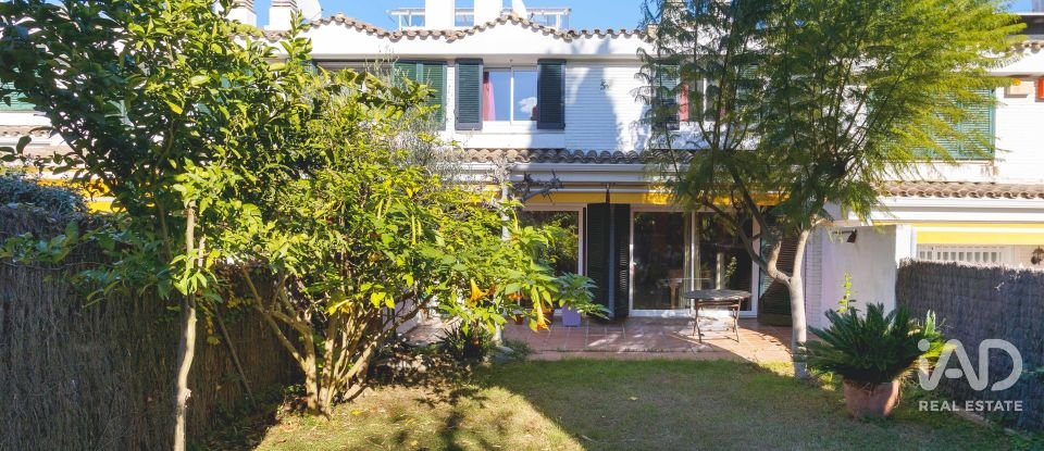 Casa 4 habitaciones de 246 m² en Sant Andreu de Llavaneres (08392)