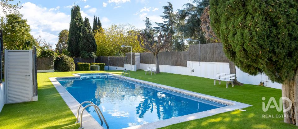 Casa 4 habitaciones de 246 m² en Sant Andreu de Llavaneres (08392)