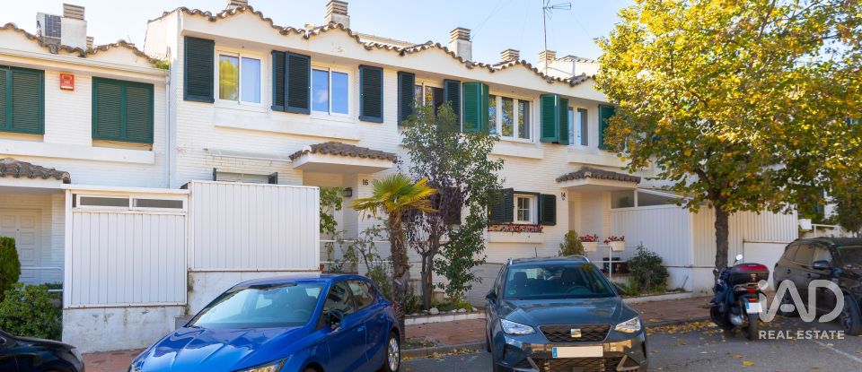 Casa 4 habitaciones de 246 m² en Sant Andreu de Llavaneres (08392)