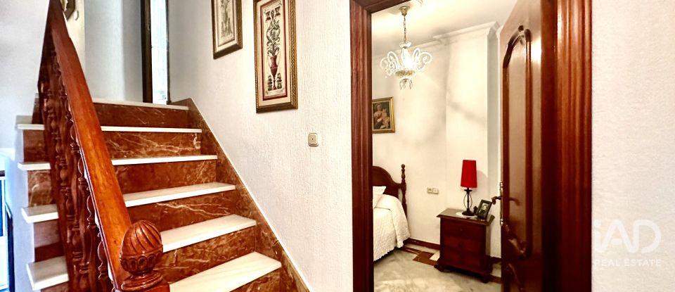 Building in Lepe (21440) of 201 m²