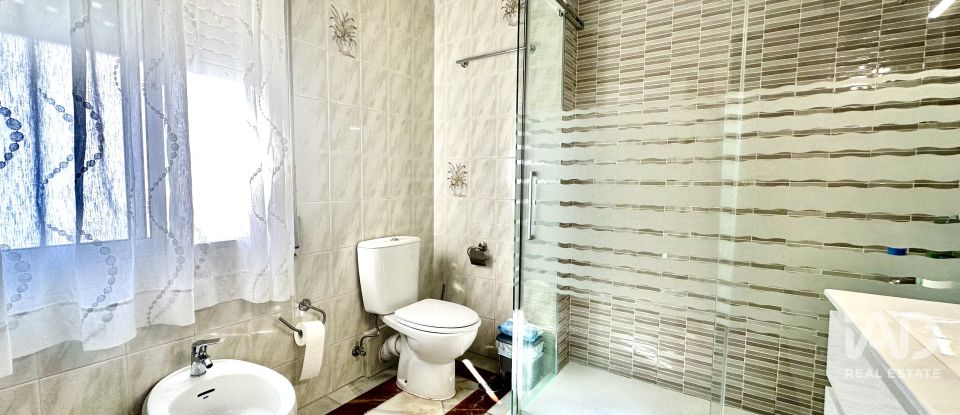 Building in Lepe (21440) of 201 m²