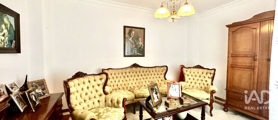 Building in Lepe (21440) of 201 m²