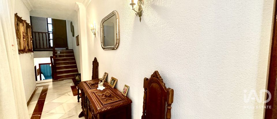 Building in Lepe (21440) of 201 m²