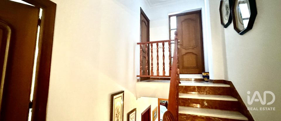 Building in Lepe (21440) of 201 m²