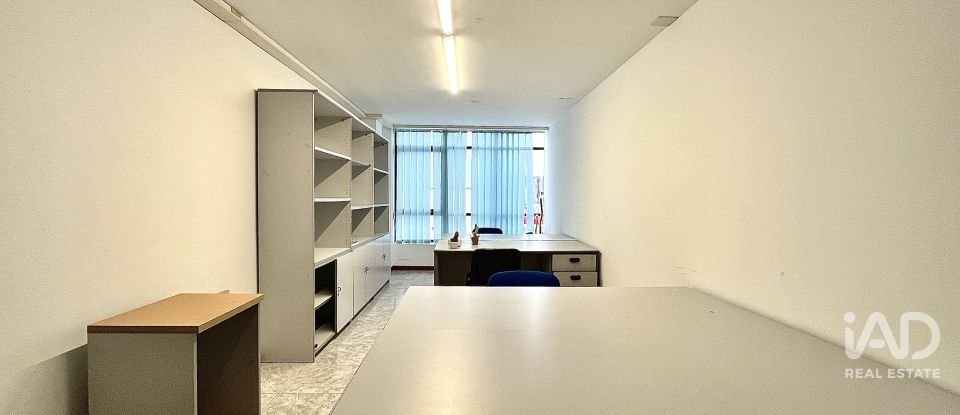 Botiga / Local comercial de 1.511 m² a Carballo (15100)