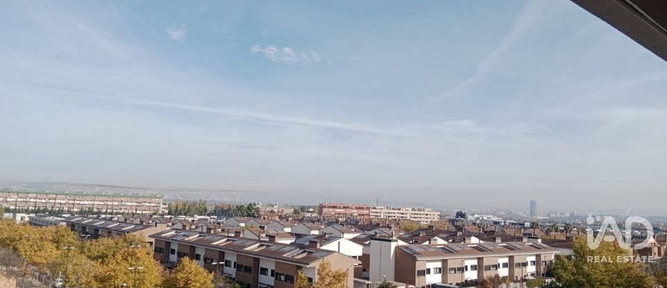 Penthouse 5 bedrooms of 126 m² in Zaragoza (50011)