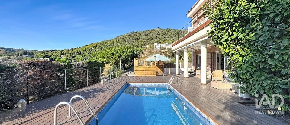 Casa 6 habitacions de 354 m² a Teià (08329)