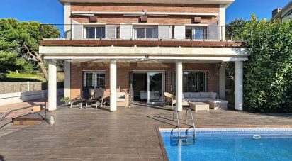 House 6 bedrooms of 354 m² in Teià (08329)