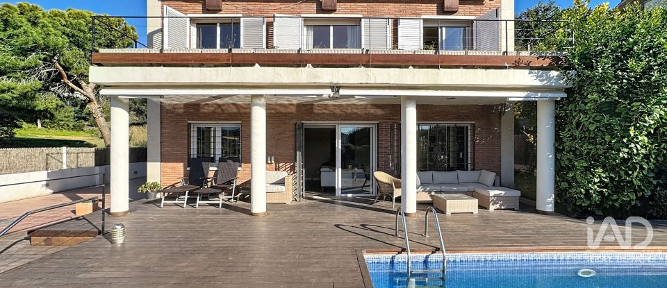 Casa 6 habitacions de 354 m² a Teià (08329)