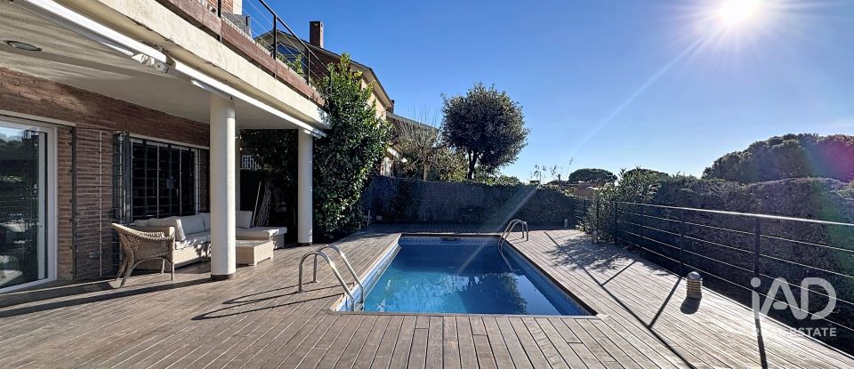 Casa 6 habitacions de 354 m² a Teià (08329)