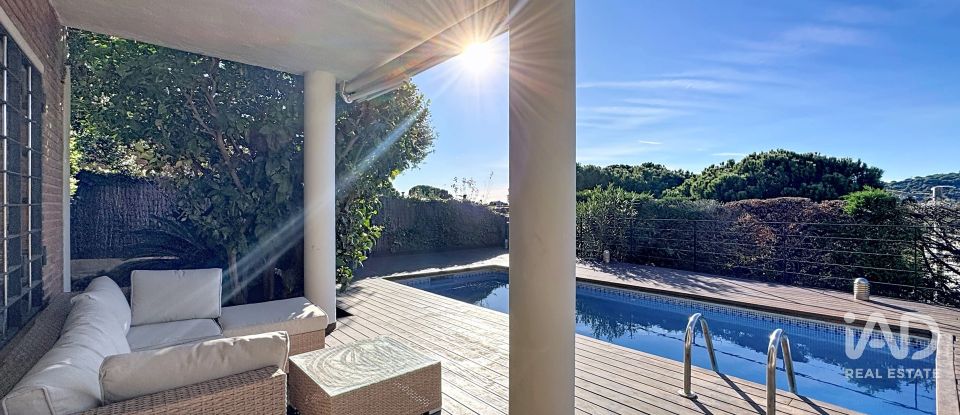 Casa 6 habitacions de 354 m² a Teià (08329)