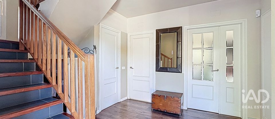 Casa 6 habitacions de 354 m² a Teià (08329)