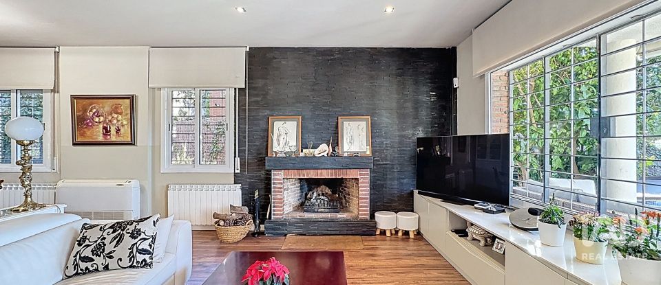 Casa 6 habitacions de 354 m² a Teià (08329)