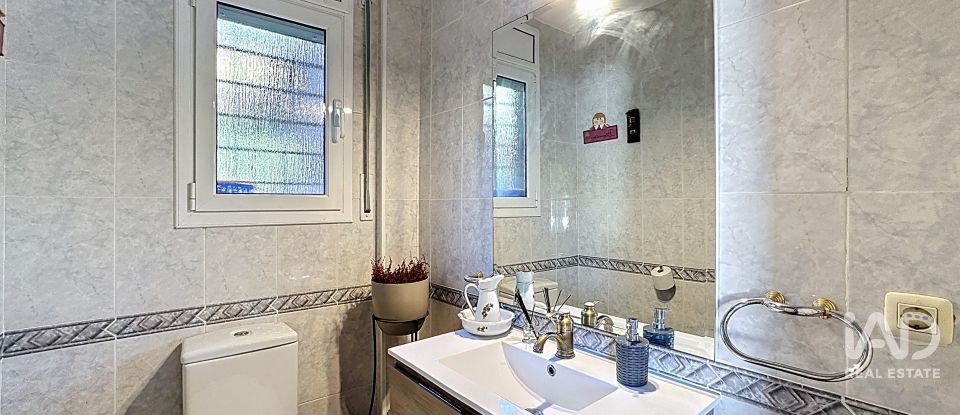 Casa 6 habitacions de 354 m² a Teià (08329)