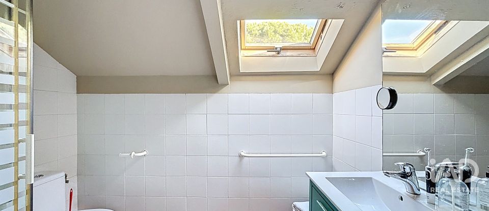 Casa 6 habitacions de 354 m² a Teià (08329)