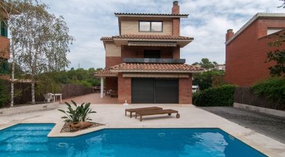 Maison 5 chambres de 348 m² à Sant Cugat del Vallès (08198)