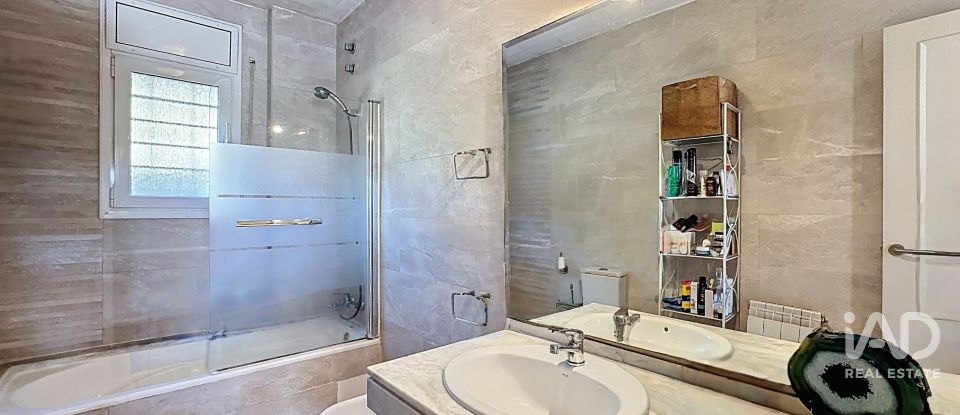 Casa 6 habitacions de 354 m² a Teià (08329)