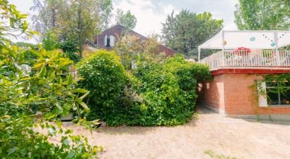 Cottage 5 bedrooms of 250 m² in Club Encinas (28669)