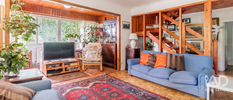 Cottage 5 bedrooms of 250 m² in Club Encinas (28669)