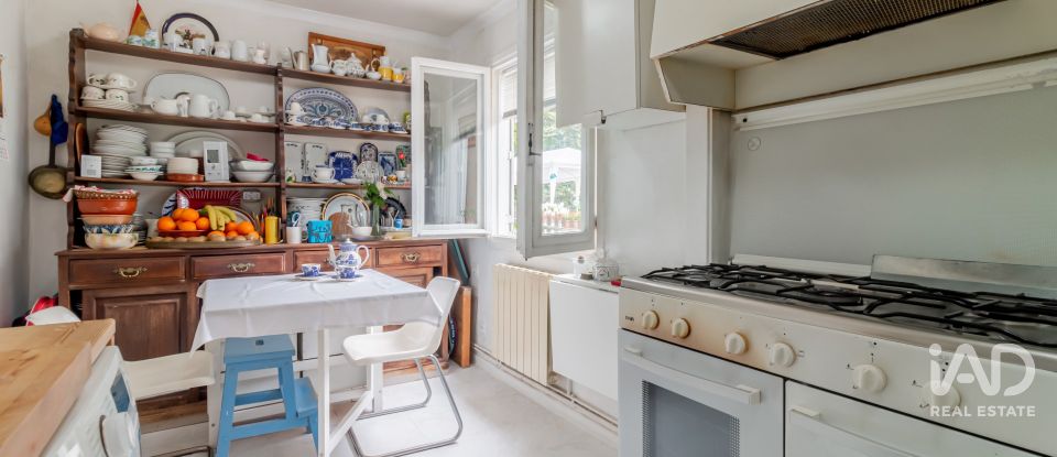 Cottage 5 bedrooms of 250 m² in Club Encinas (28669)