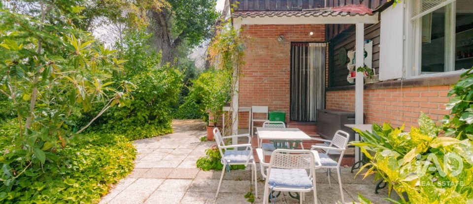 Cottage 5 bedrooms of 250 m² in Club Encinas (28669)