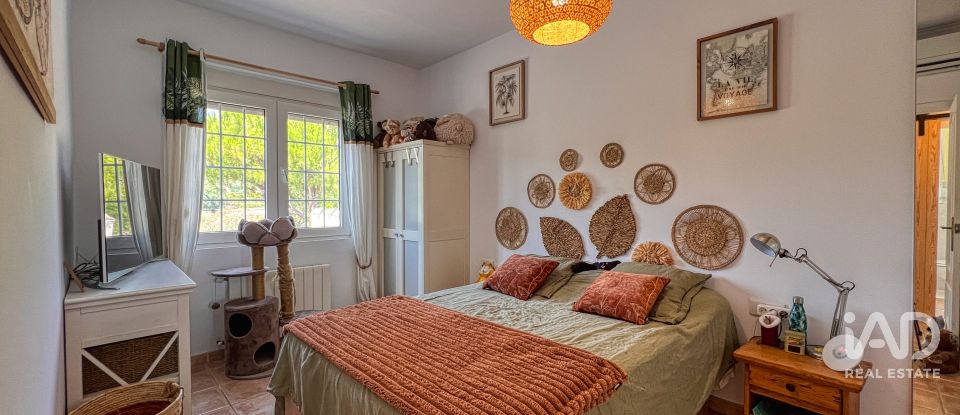 Casa 3 habitaciones de 393 m² en Beniarbeig (03778)