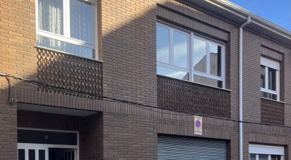 House 10 bedrooms of 256 m² in León (24008)