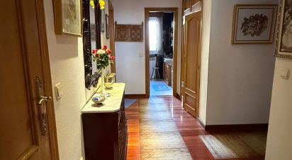 House 10 bedrooms of 256 m² in León (24008)