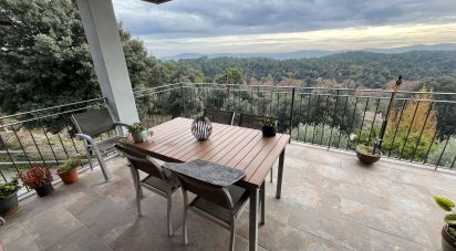 Cottage 3 bedrooms of 373 m² in Les Franqueses del Vallès (08520)