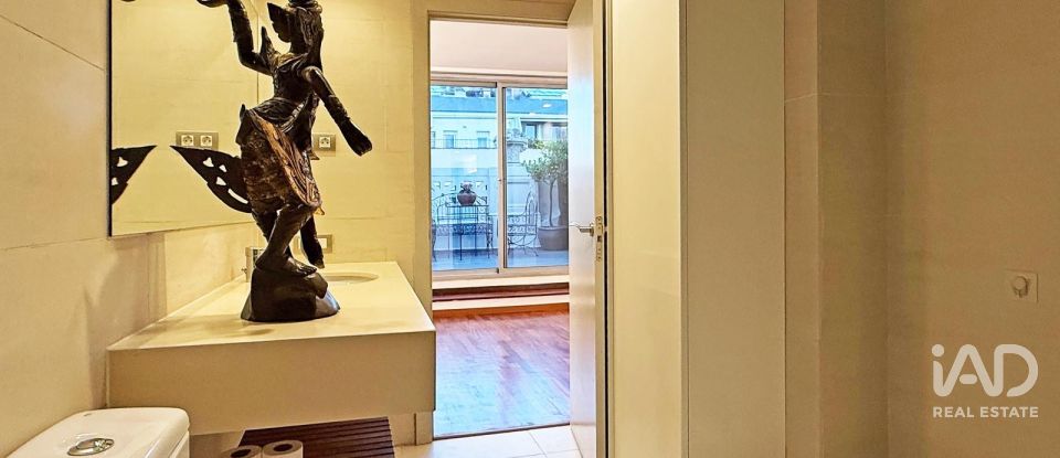 Piso 2 habitaciones de 84 m² en Barcelona (08011)