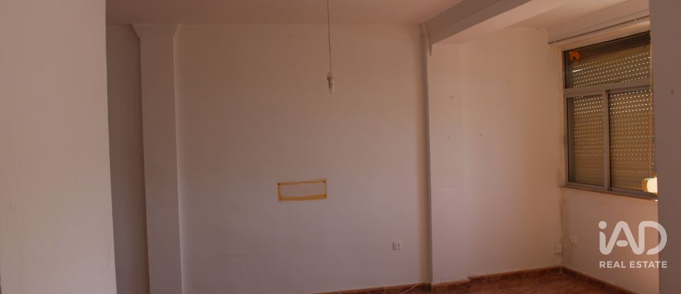 Piso 4 habitaciones de 84 m² en Ayamonte (21400)