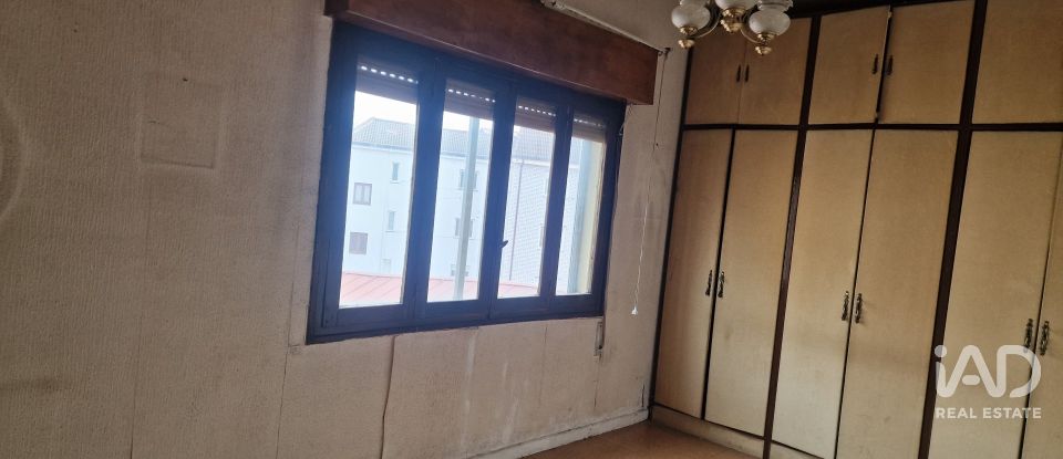 Appartement 3 chambres de 83 m² à León (24004)