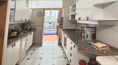 Casa 4 habitacions de 309 m² a Sevilla (41008)