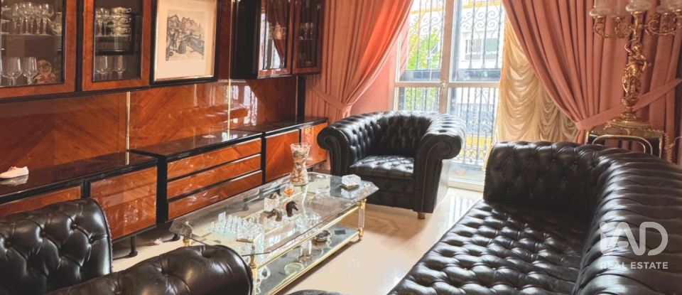 Casa 4 habitacions de 309 m² a Sevilla (41008)