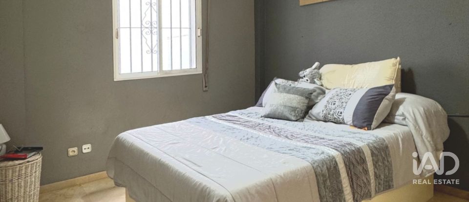 Casa 4 habitacions de 309 m² a Sevilla (41008)